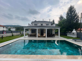 AHU GRAPE Villa